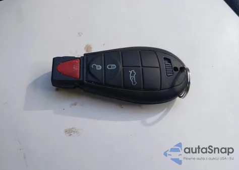 2010 Chrysler 300 Touring/Signature Series/Executive Series из США, поврежденный, VIN 2C3CA5CV8AH218073